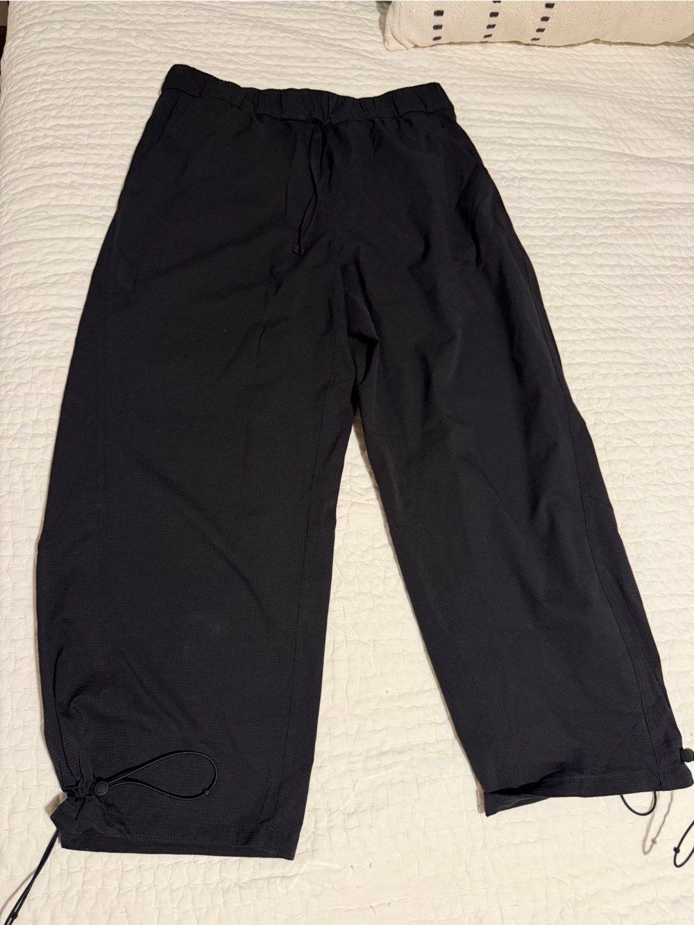 Women’s Lululemon Black Drawstring Casual Pants